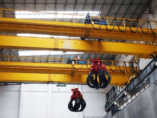 垃圾抓斗起重機(jī)正常生產(chǎn)過程中出現(xiàn)鋼絲繩脫槽，如何解決？